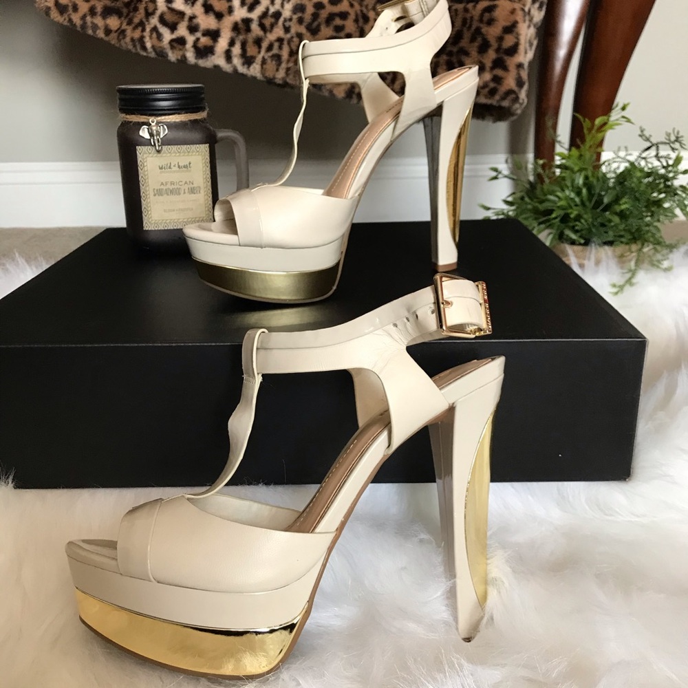 Gianni Bini Platform Heels